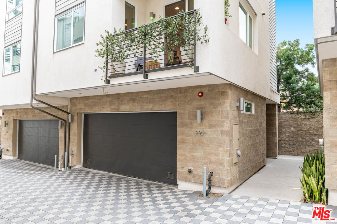 Property photo for 5603 E Alloway Ct, Los Angeles, CA