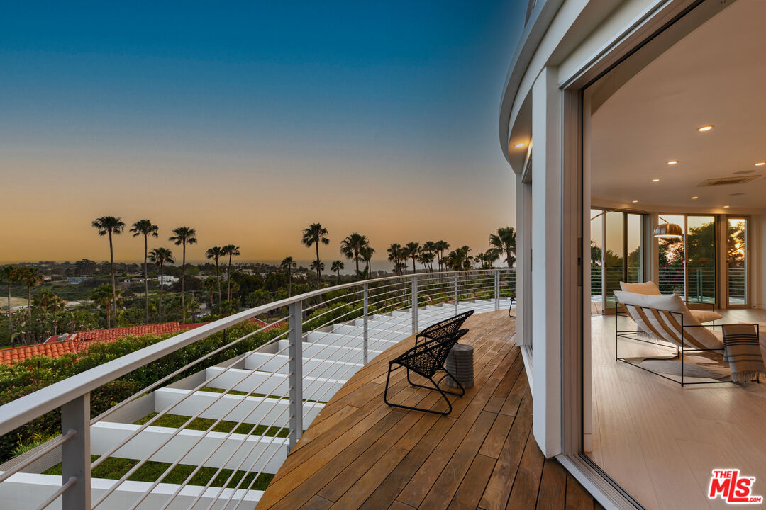 Property photo for 6375 Gayton Pl, Malibu, CA