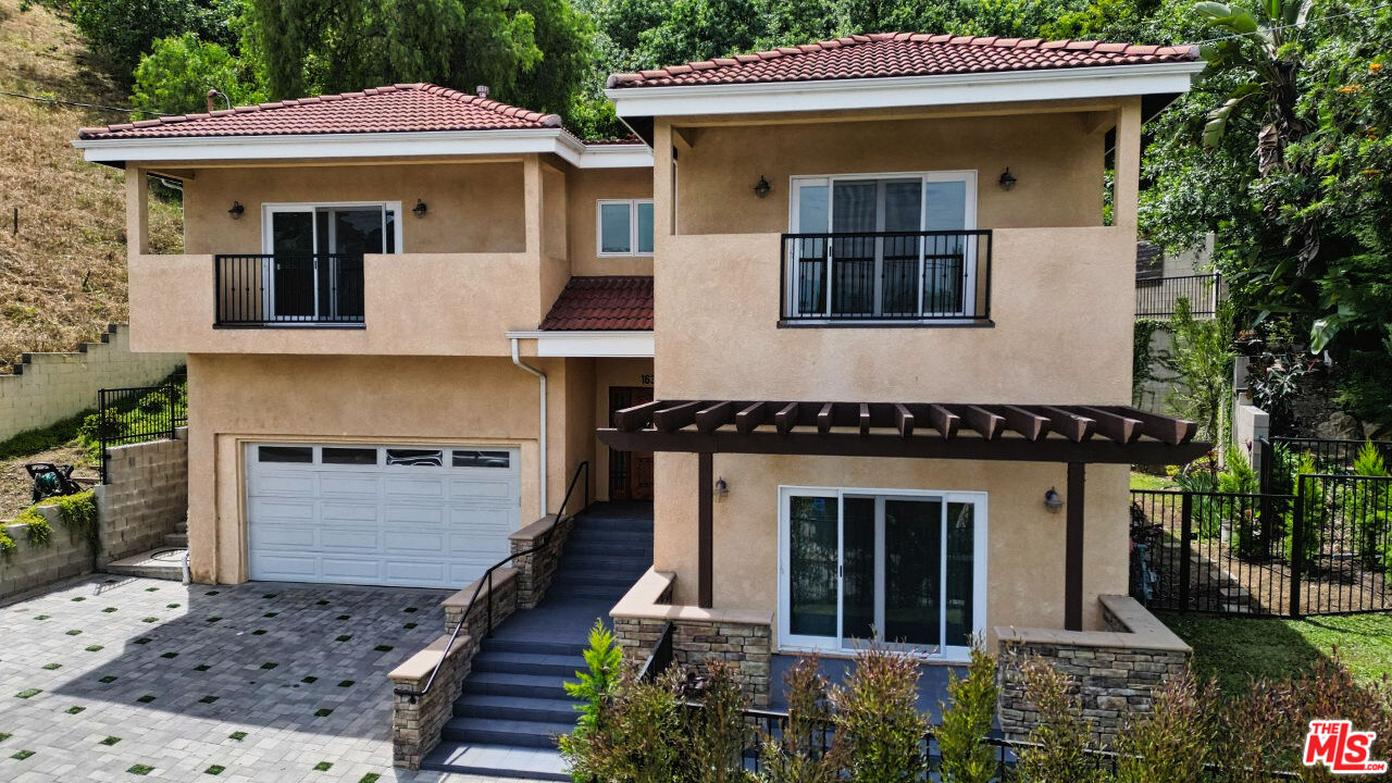 Property photo for 1630 Bridgeport Dr, Los Angeles, CA