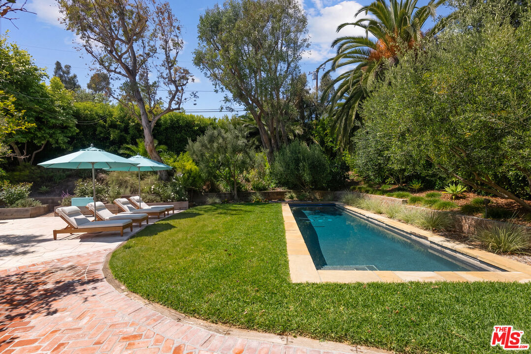Property photo for 6456 Sycamore Meadows Dr, Malibu, CA