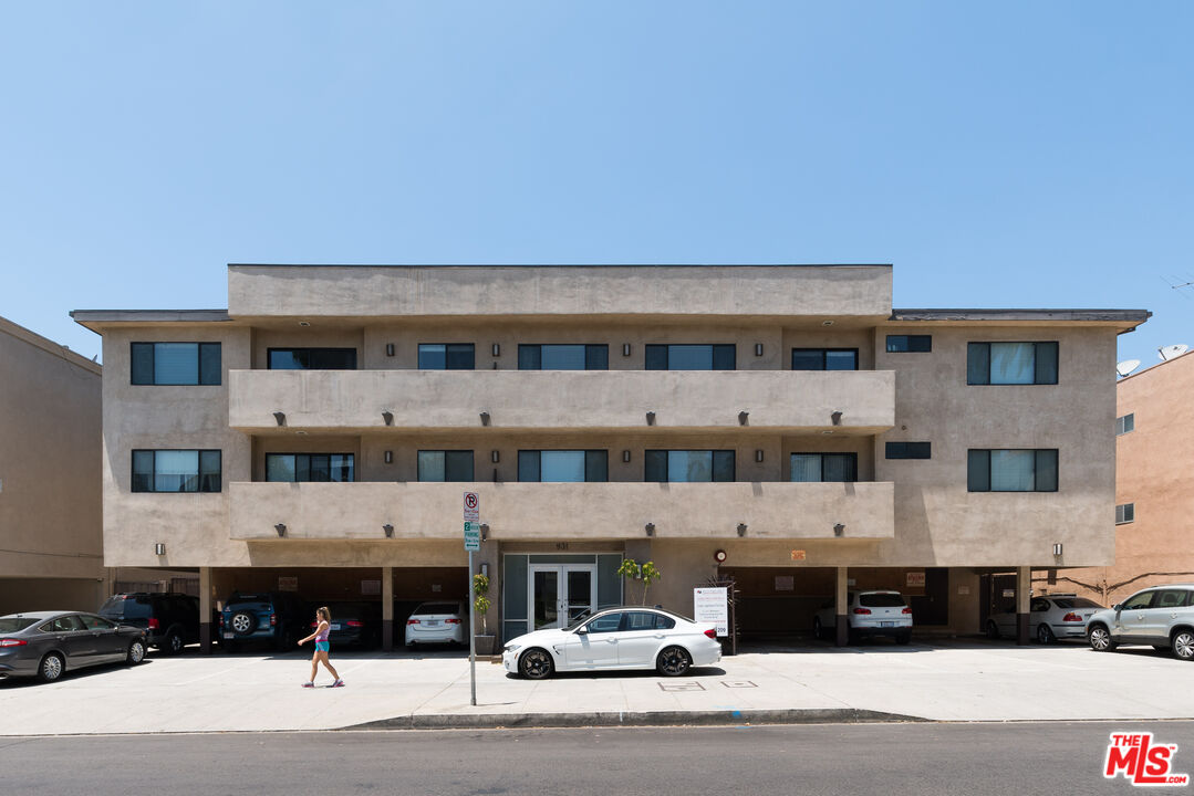 Property photo for 931 N ALFRED ST, #306, Los Angeles, CA