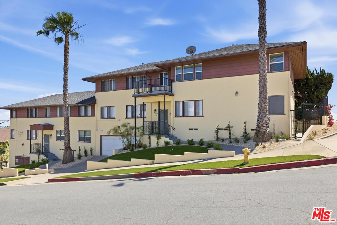 Property photo for 4462 W 59th St, Los Angeles, CA