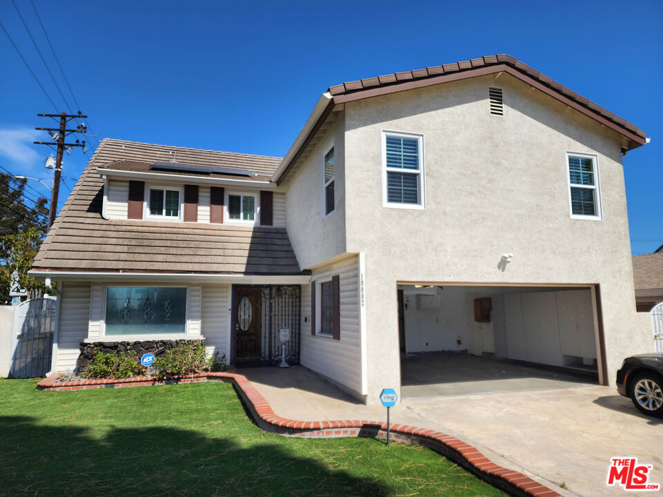 Property photo for 19002 S Grandee Ave, Carson, CA