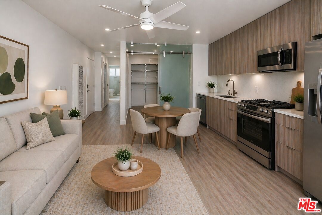 Property photo for 1433 Euclid St, #8, Santa Monica, CA