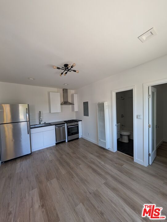 Property photo for 2626 Cloverfield Blvd, #10, Santa Monica, CA