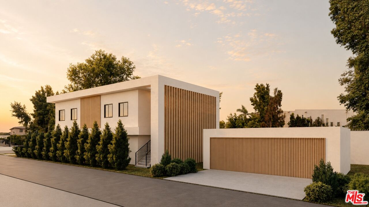 Property photo for 645 N Gardner St, Los Angeles, CA