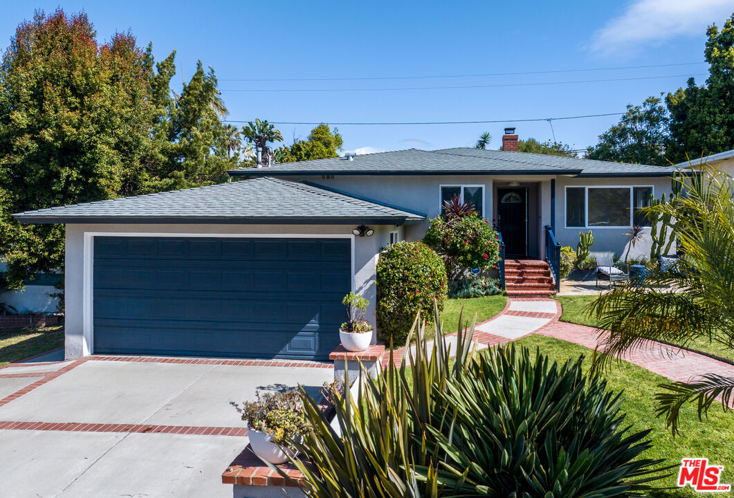 Property photo for 7335 W 87th Pl, Los Angeles, CA