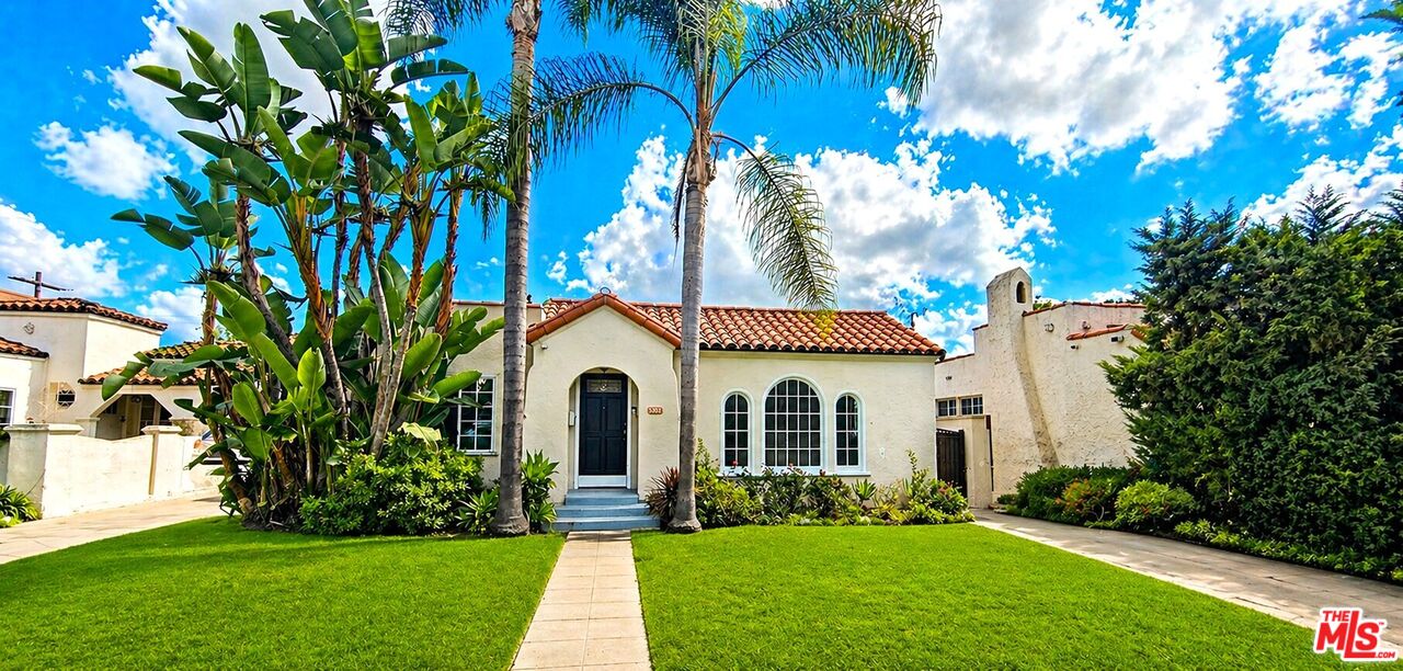 Property photo for 132 S LA PEER DR, Beverly Hills, CA