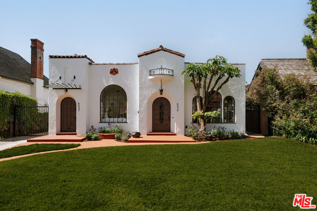 Property photo for 6532 Commodore Sloat Dr, Los Angeles, CA