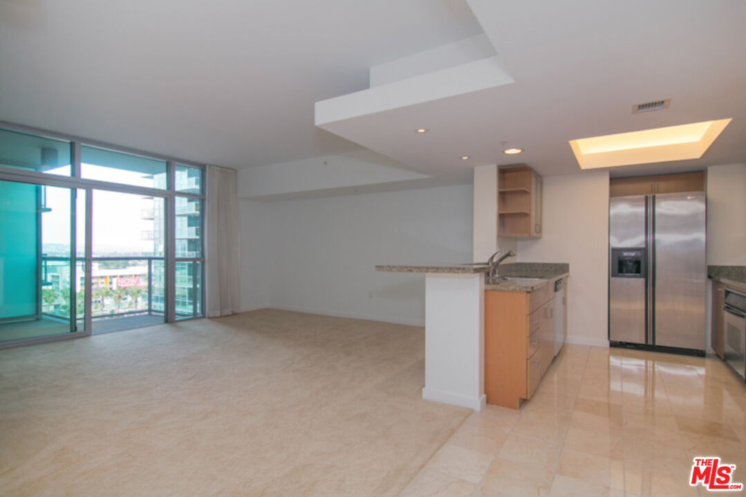 Property photo for 13700 Marina Pointe Dr, #1027, Marina Del Rey, CA