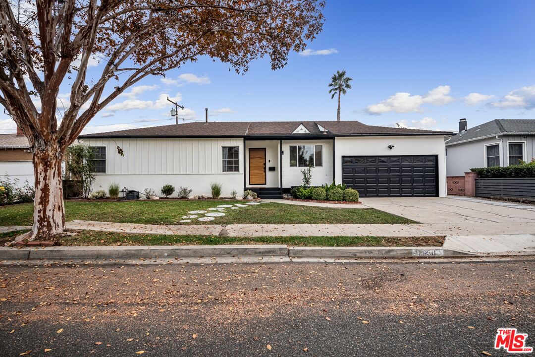 Property photo for 11250 Garfield Ave, Culver City, CA
