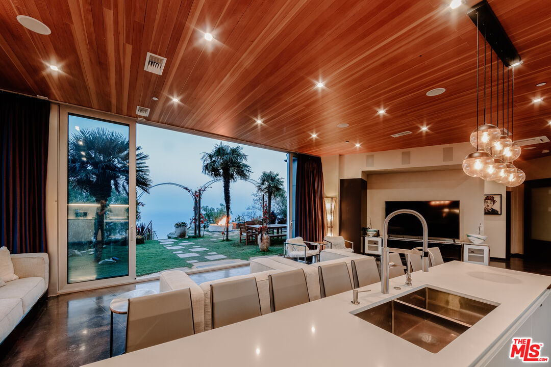 Property photo for 2050 Rambla Pacifico St, Malibu, CA