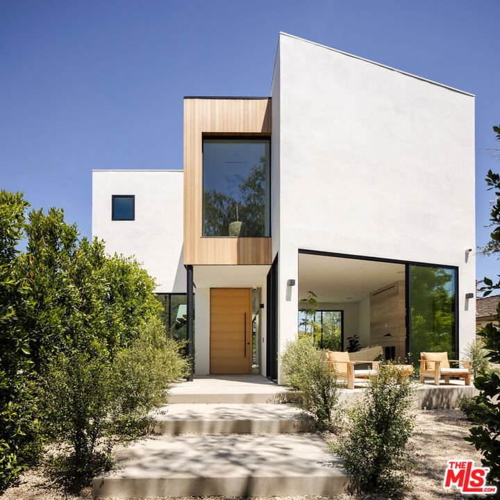 Property photo for 116 S Gretna Green Way, Los Angeles, CA