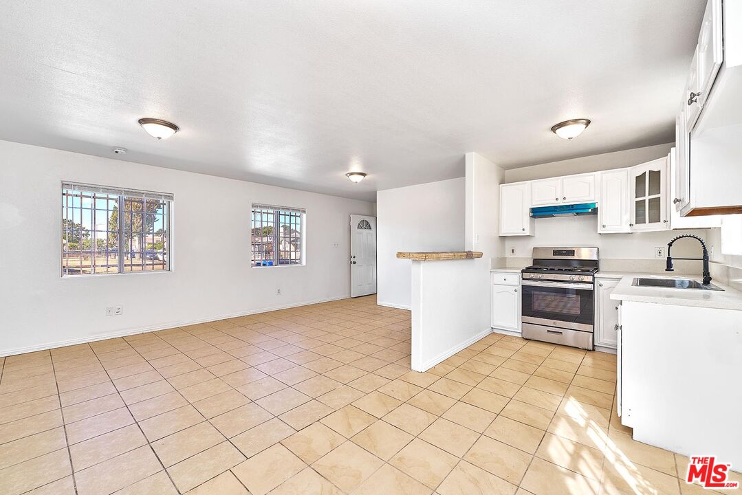 Property photo for 10800 S San Pedro St, Los Angeles, CA
