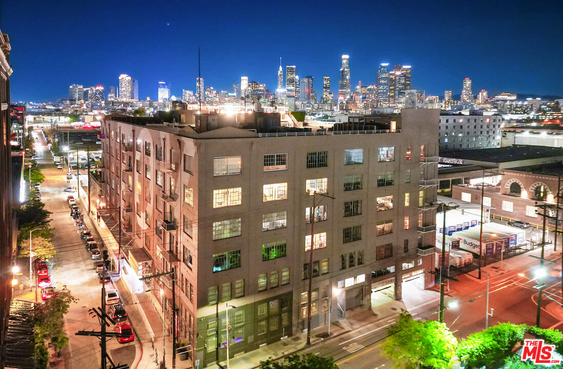 Property photo for 1855 Industrial St, #707, Los Angeles, CA
