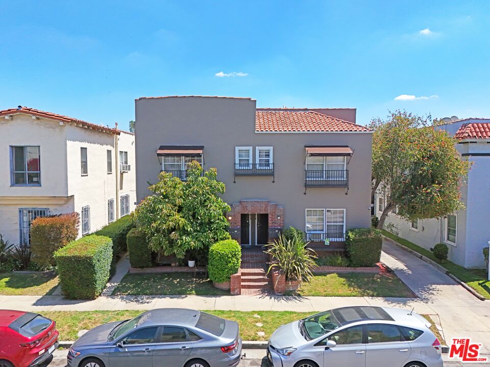 Property photo for 636 N Spaulding Ave, Los Angeles, CA