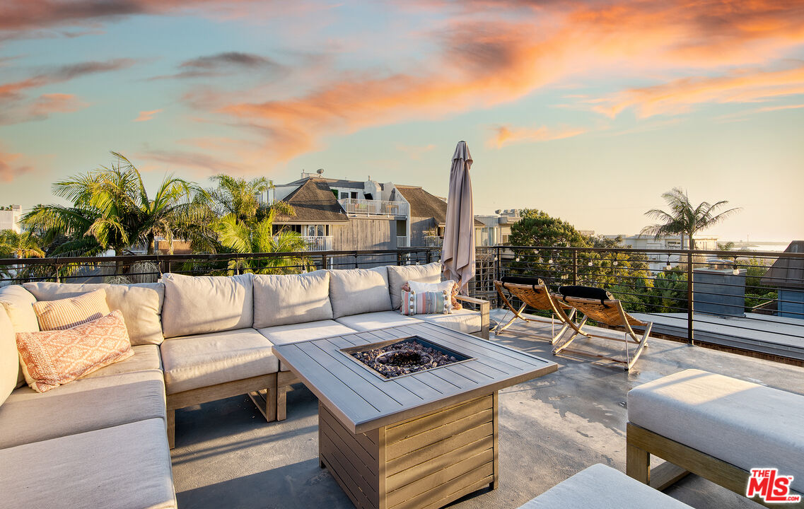 Property photo for 5317 Pacific Ave, Marina Del Rey, CA