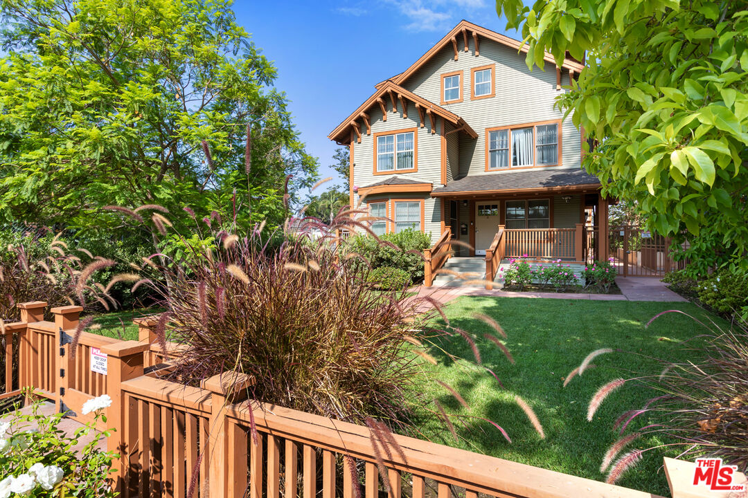 Property photo for 2317 Scarff St, #B, Los Angeles, CA