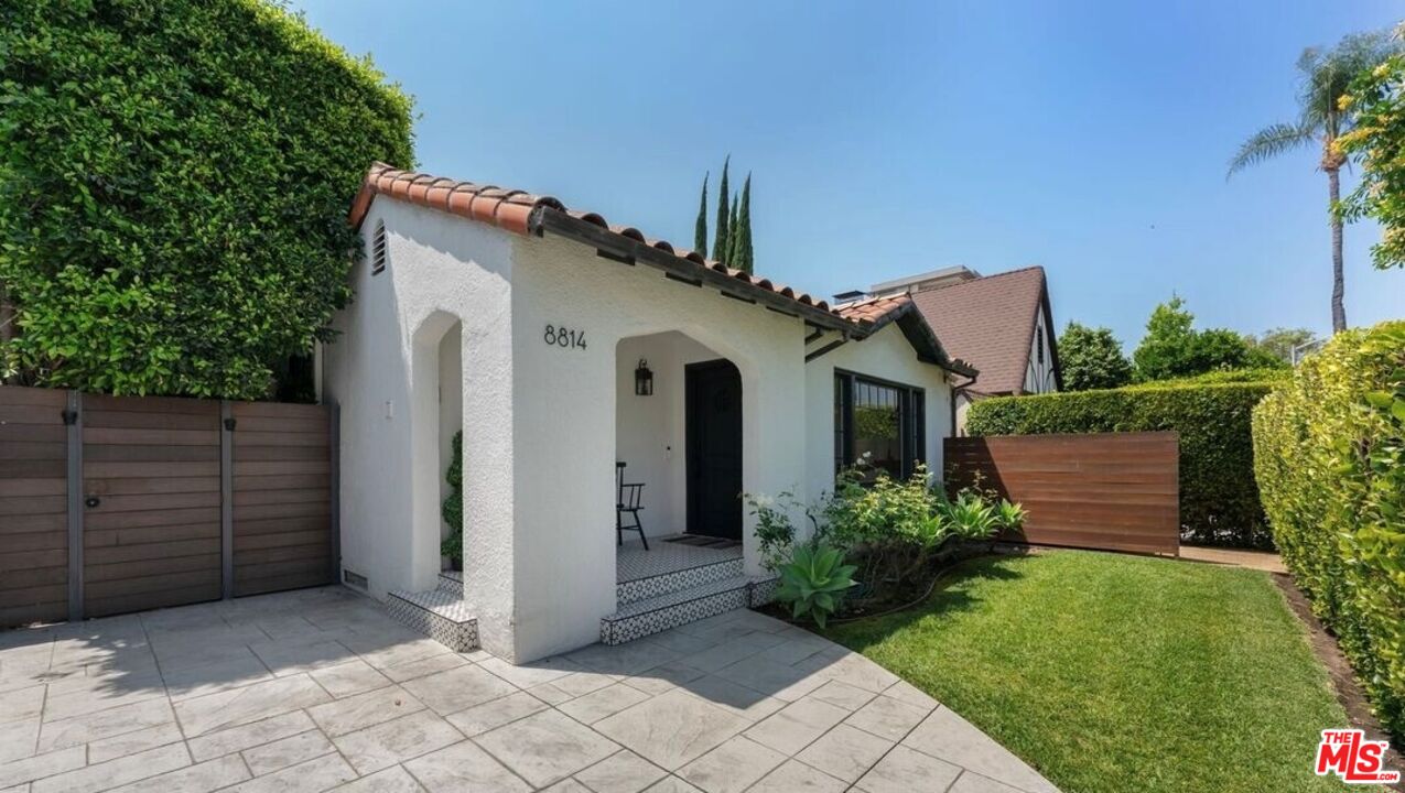 Property photo for 8814 Rosewood Ave, Los Angeles, CA