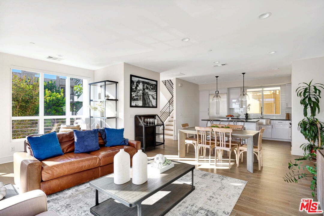 Property photo for 1414 1/2 N Stanley Ave, Los Angeles, CA
