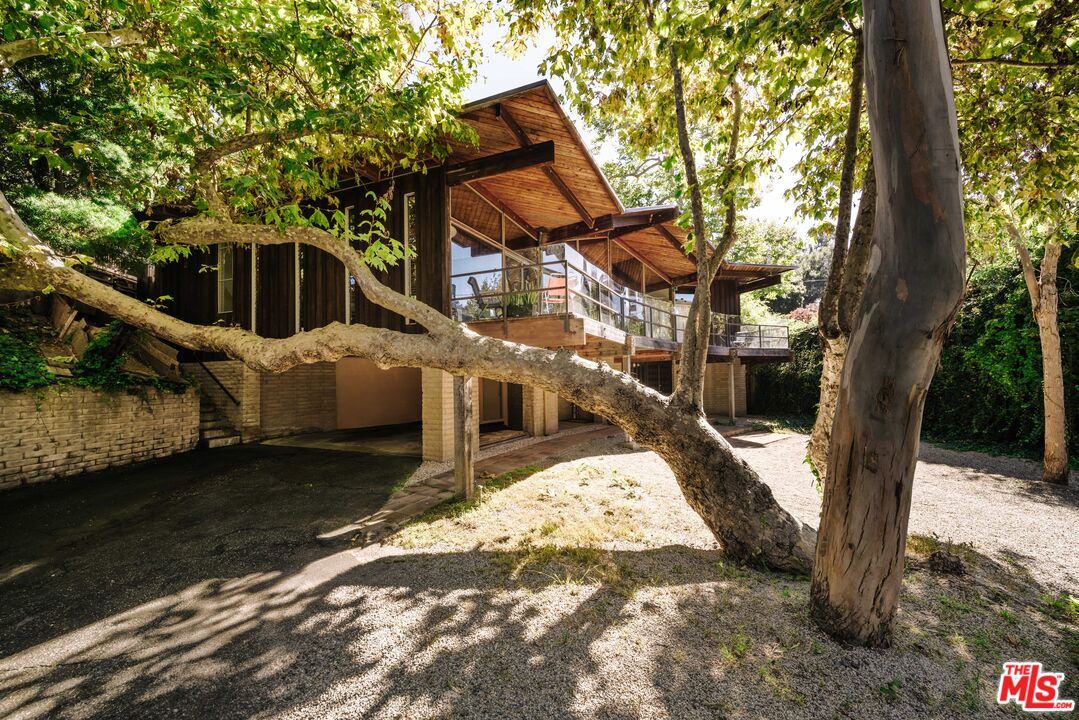 Property photo for 630 Hightree Rd, Santa Monica, CA