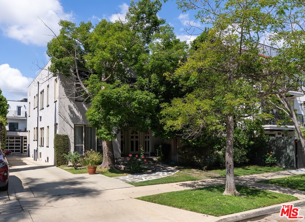 Property photo for 807 N June St, Los Angeles, CA