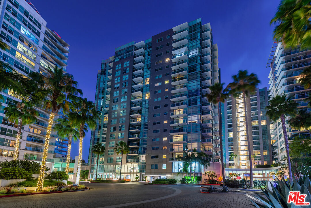 Property photo for 13650 Marina Pointe Dr, #906, Marina Del Rey, CA