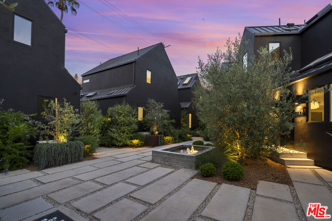 Property photo for 1817 Penmar Ave, Venice, CA