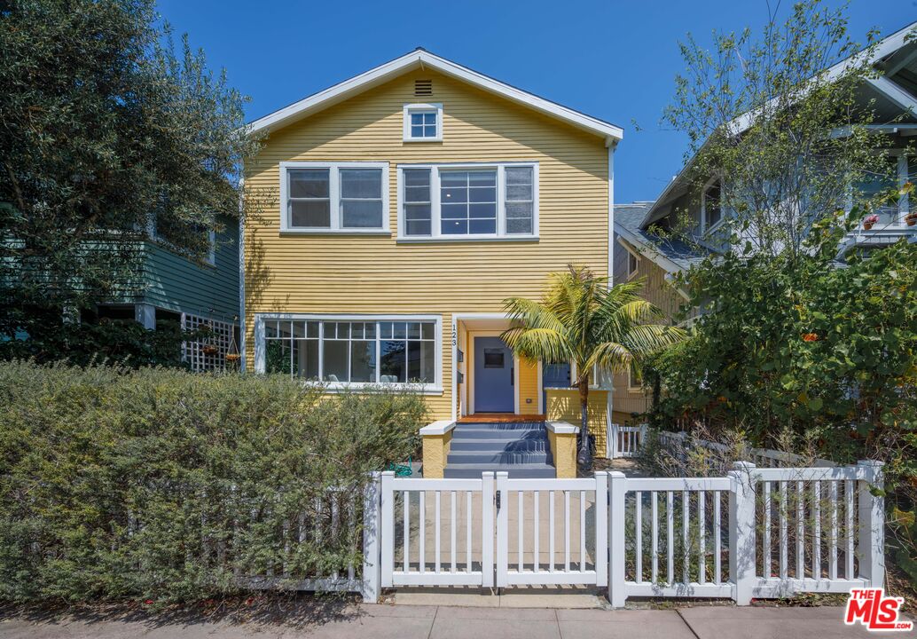Property photo for 123 Wavecrest Ave, Venice, CA
