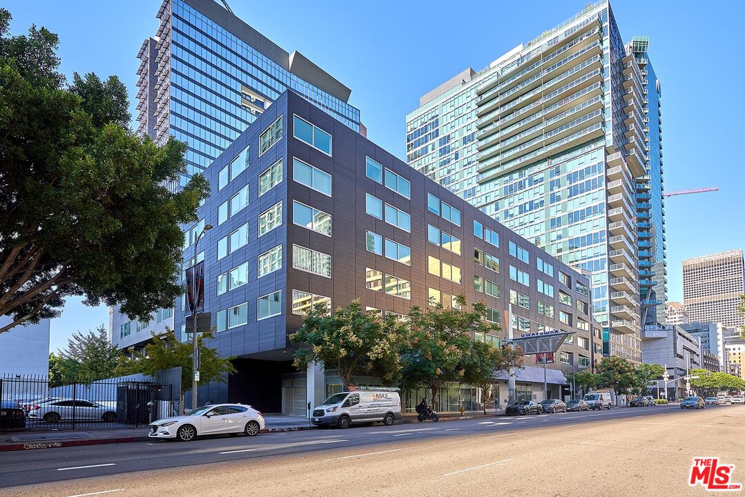 Property photo for 901 S Flower St, #500, Los Angeles, CA