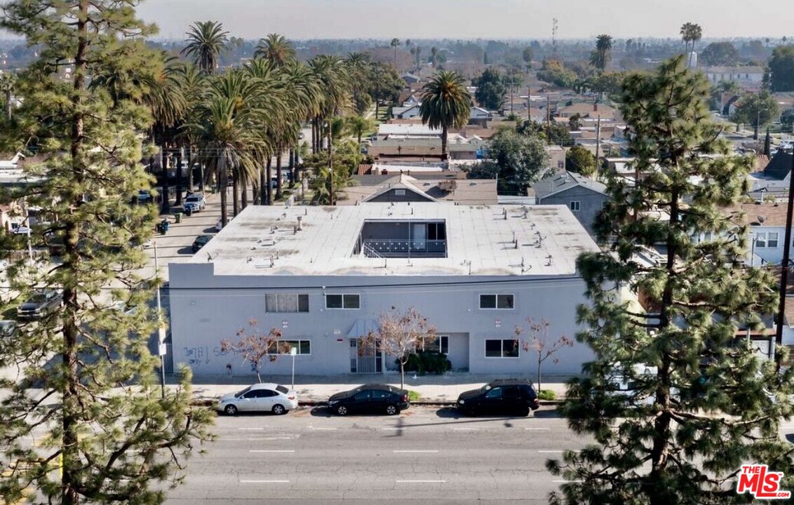 Property photo for 10500 S Vermont Ave, Los Angeles, CA