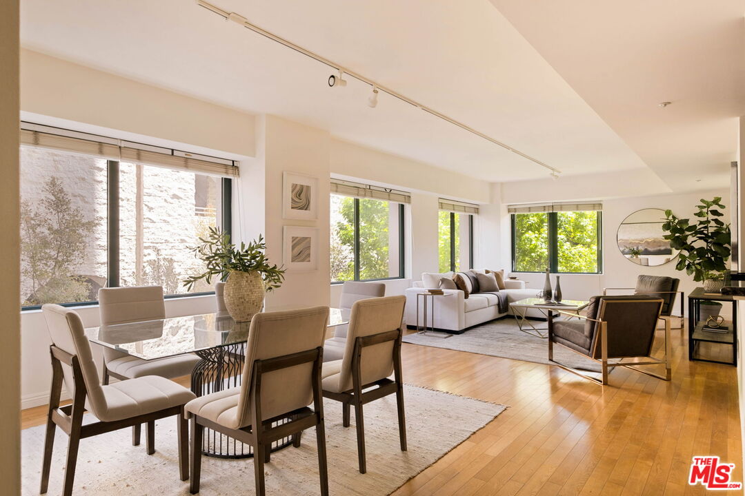 Property photo for 10520 Wilshire Blvd, #303, Los Angeles, CA