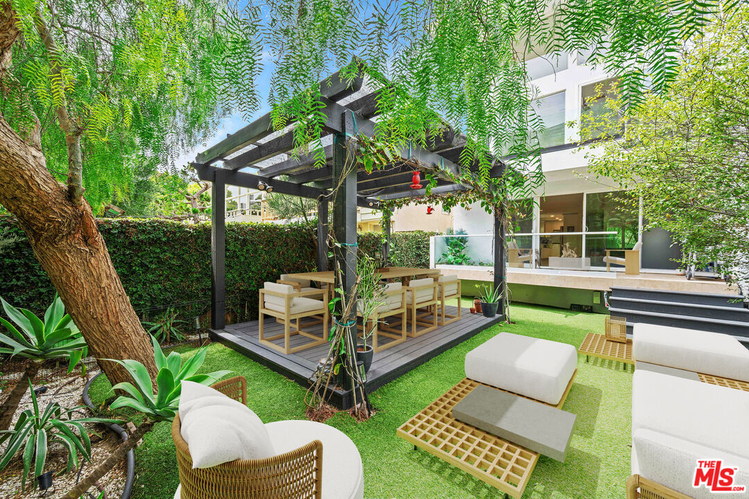 Property photo for 29 Yawl St, #A, Marina Del Rey, CA