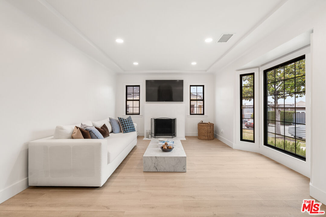 Property photo for 5736 Eileen Ave, Los Angeles, CA