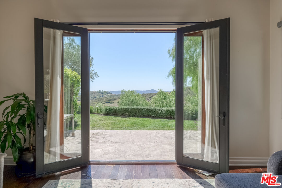 Property photo for 33383 Mulholland Hwy, #GH, Malibu, CA