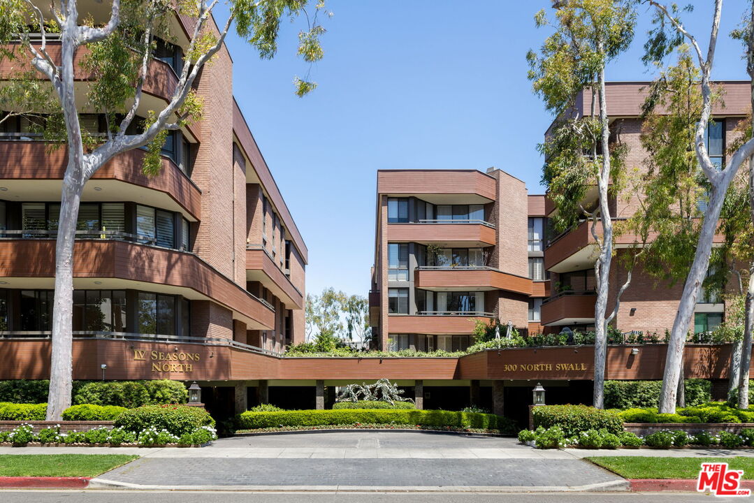 Property photo for 300 N Swall Dr, #307, Beverly Hills, CA