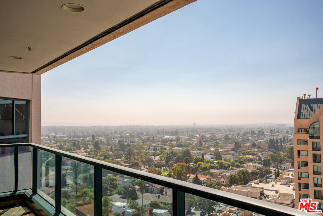 Property photo for 10490 Wilshire Blvd, #1402, Los Angeles, CA