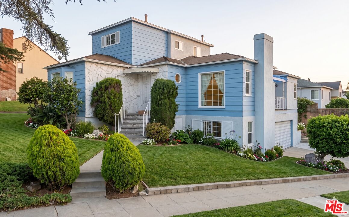 Property photo for 4470 W 64th St, Inglewood, CA
