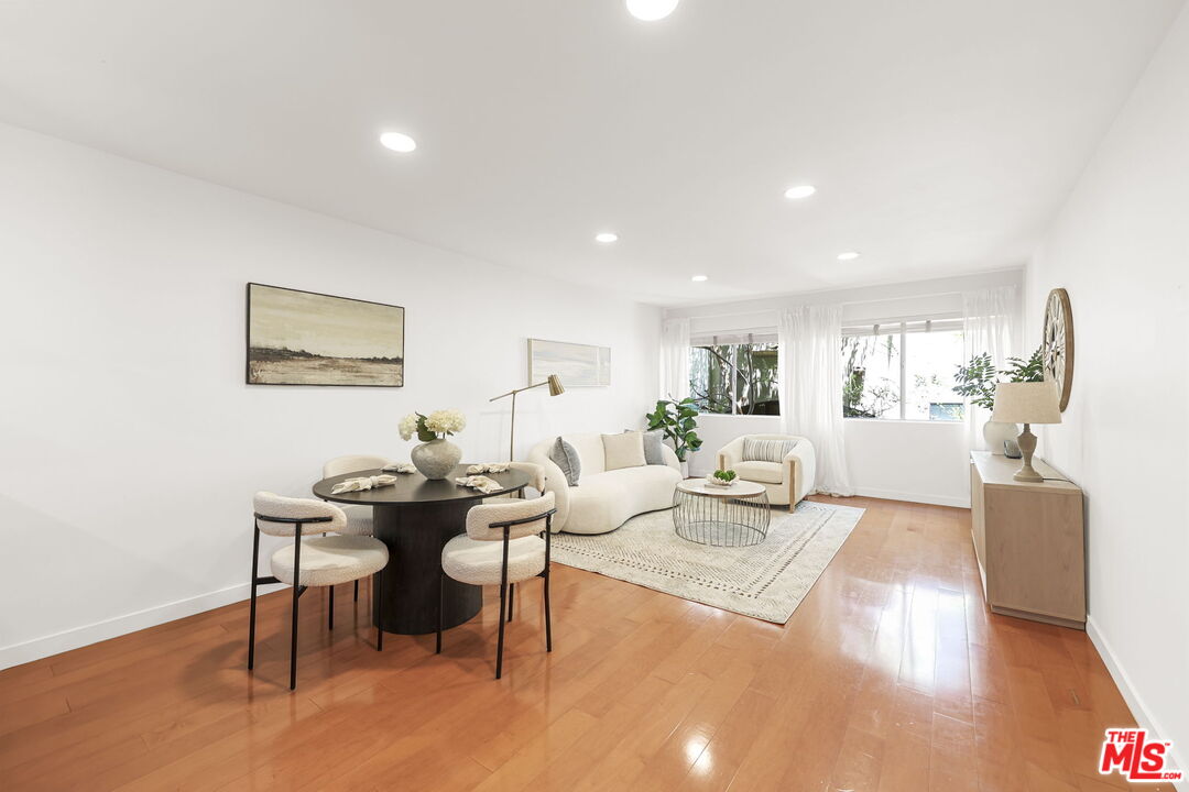 Property photo for 532 N Rossmore Ave, #203, Los Angeles, CA