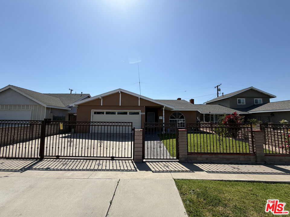 Property photo for 24823 Island Ave, Carson, CA