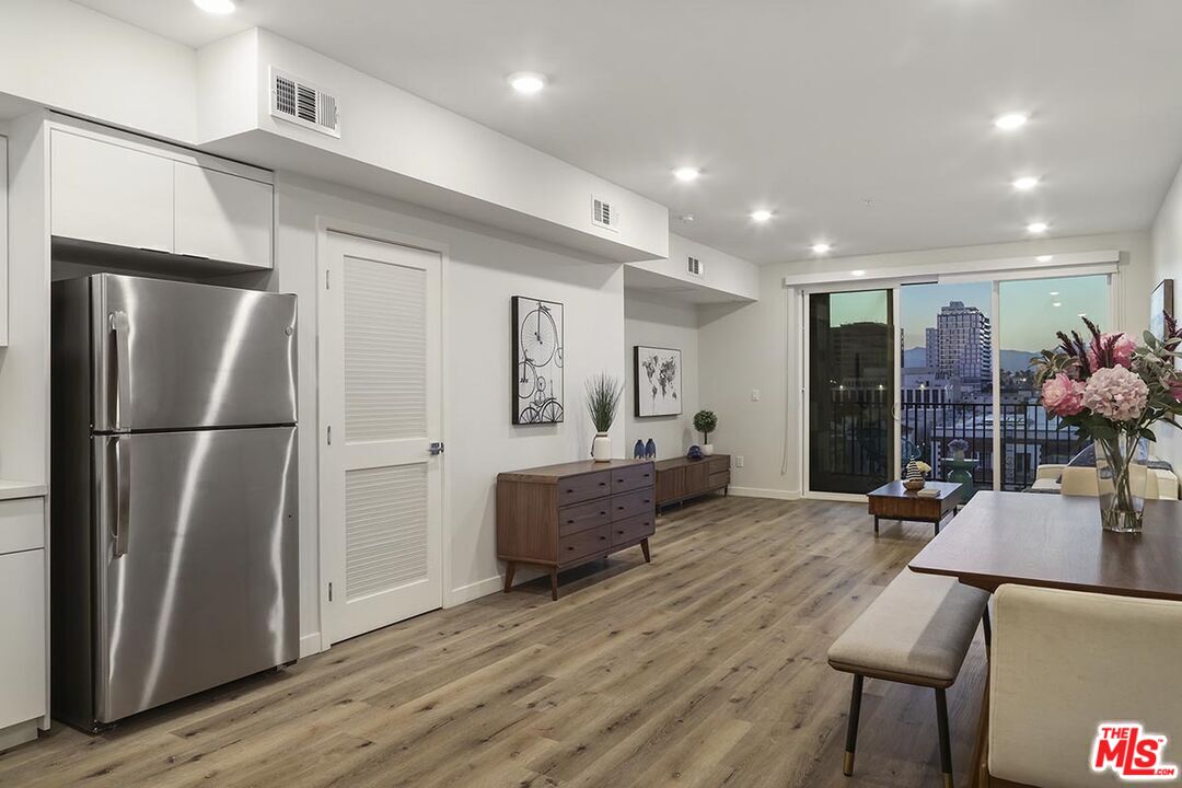 Property photo for 2783 Francis Ave, #507, Los Angeles, CA