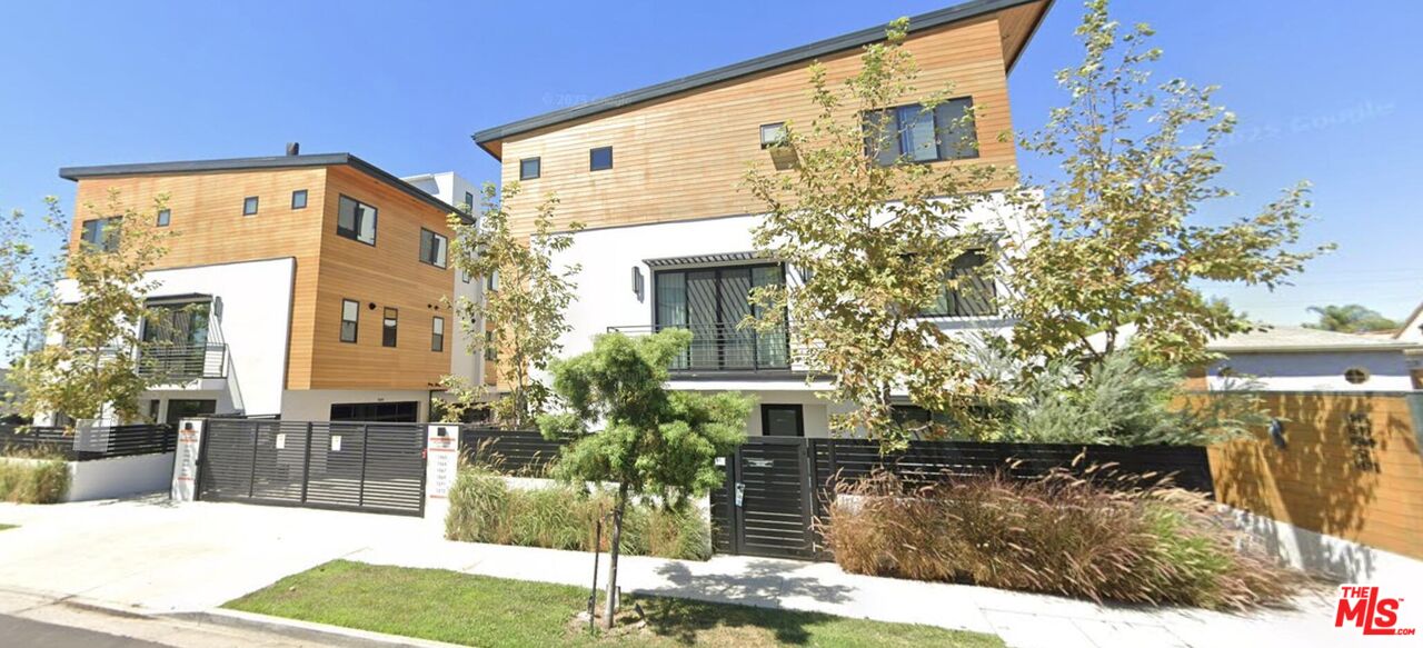 Property photo for 1573 Hi Point St, Los Angeles, CA