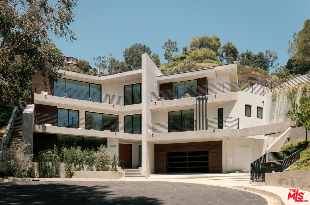 Property photo for 2630 Algodon Ct, Los Angeles, CA