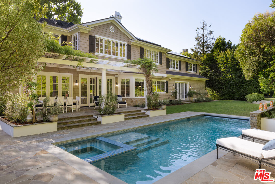 Property photo for 456 N Bundy Dr, Los Angeles, CA