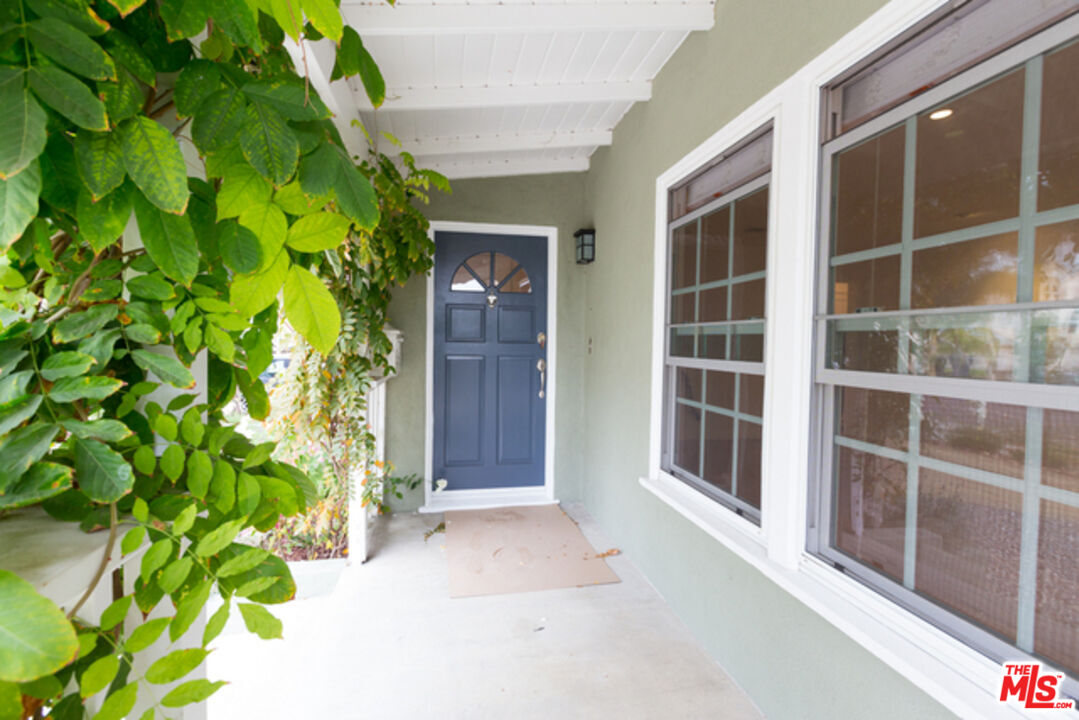 Property photo for 11874 Juniette St, Culver City, CA