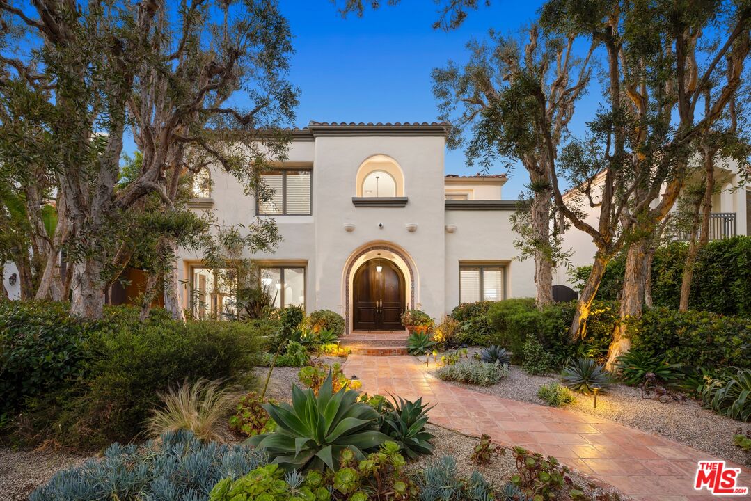 Property photo for 523 9th St, Santa Monica, CA