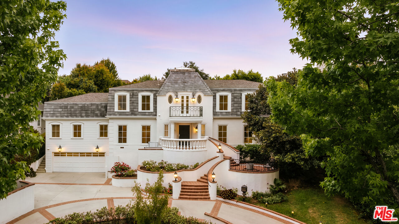 Property photo for 436 Loring Ave, Los Angeles, CA