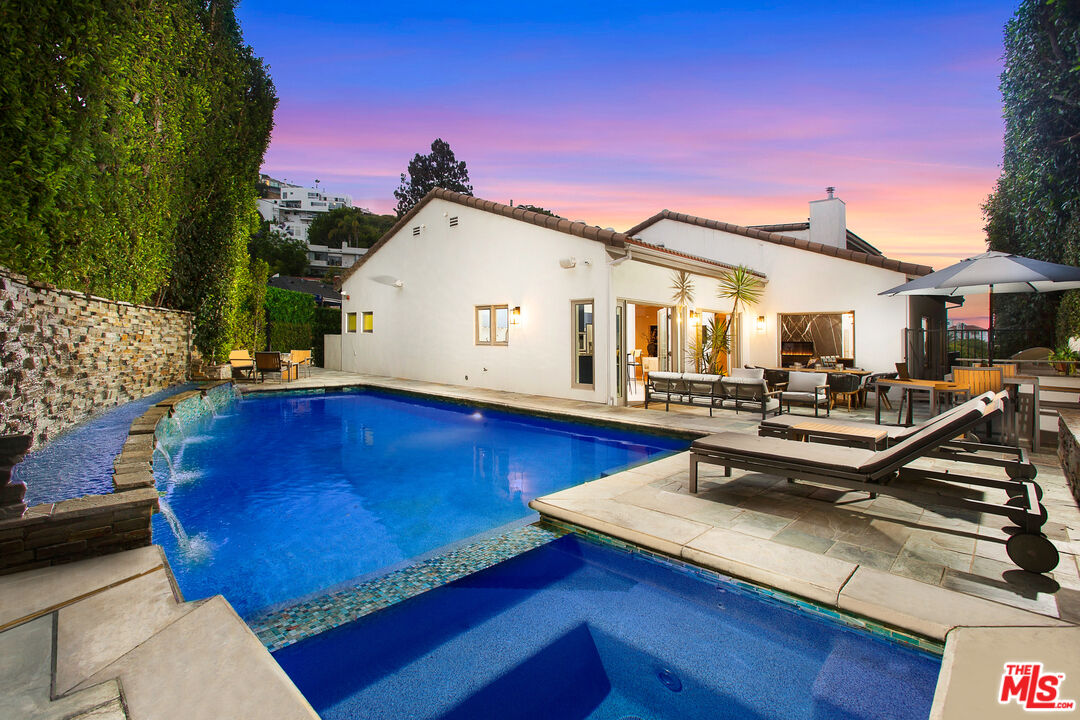 Property photo for 1655 N Crescent Heights BLVD, Los Angeles, CA
