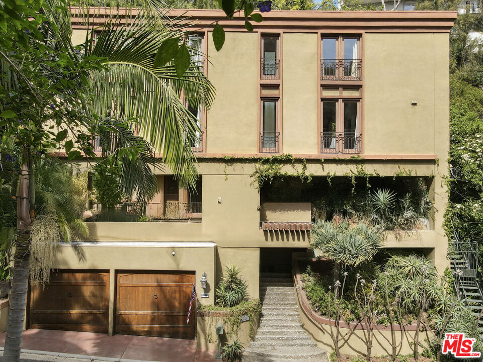 Property photo for 10023 Westwanda Dr, Beverly Hills, CA