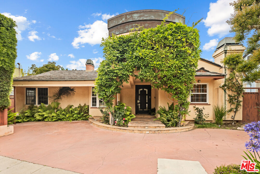 Property photo for 219 Entrada Dr, Santa Monica, CA
